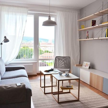 Brand New Apartment. Parking Spot Included! Bratislava Extérieur photo