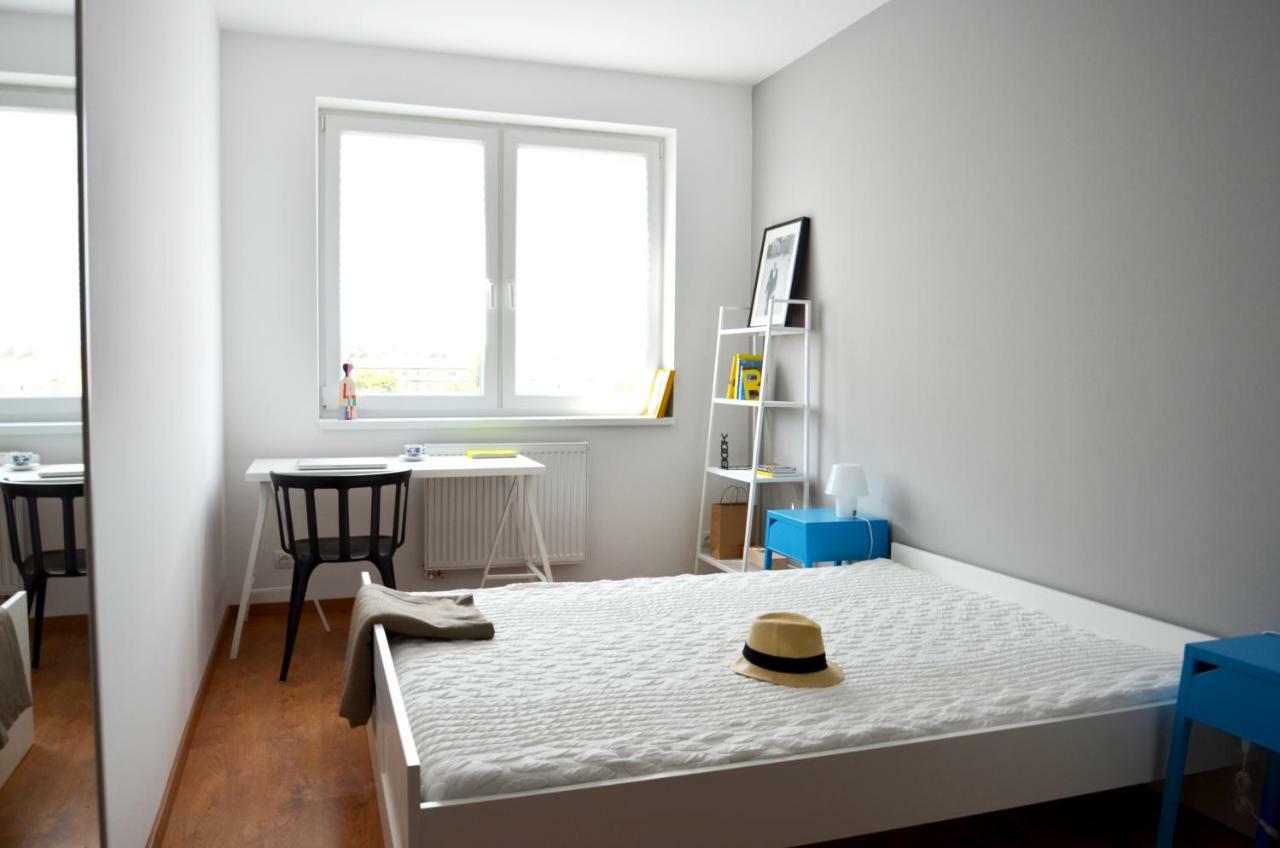 Brand New Apartment. Parking Spot Included! Bratislava Extérieur photo
