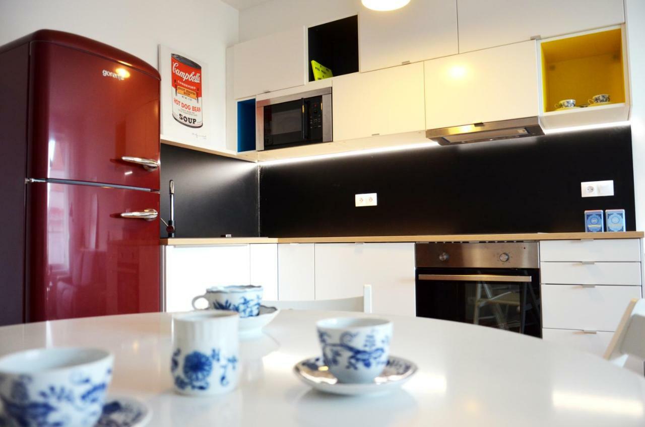 Brand New Apartment. Parking Spot Included! Bratislava Extérieur photo